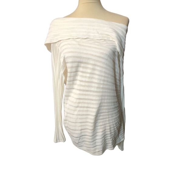 Cache white long sleeved ribbed knit pullover style sweater with cowl neck. Size - Picture 2 of 11